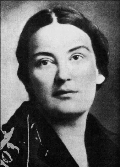 Élisabeth Skobtsova en exil. Après la mort de sa fille cadette en 1926, elle qualifiera ce qui lui est arrivé de naissance d&rsquo;une « maternité universelle ». (Wikimedia Commons, domaine public.)
